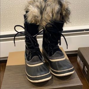 Sorel Joan of Arctic waterproof boots